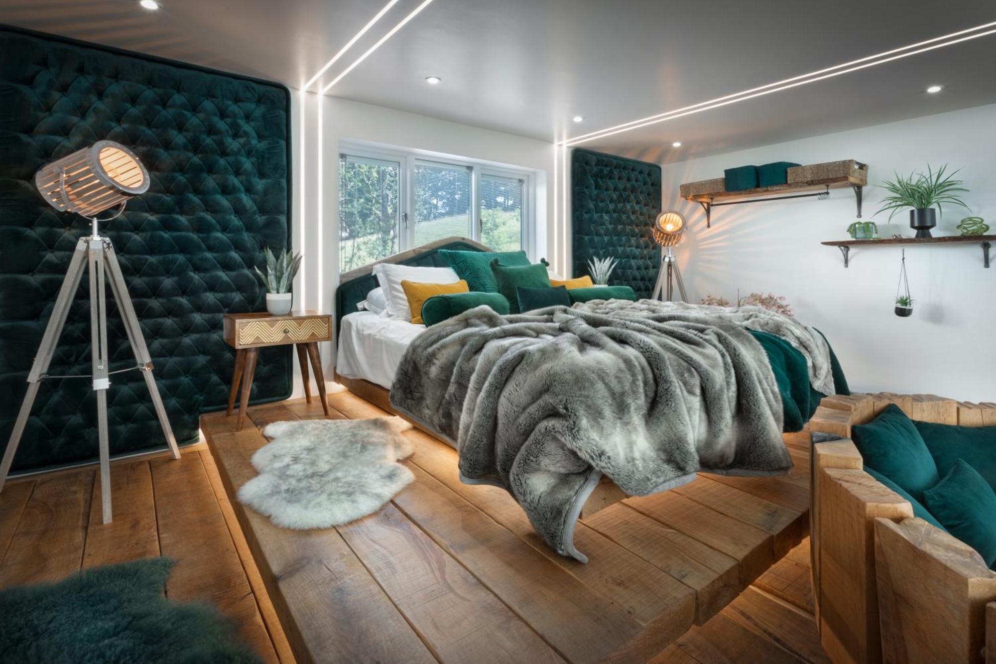 Aphrodites Group - Luxury Hot Tub Suites In Central Lake District! โบว์เนส ออน วินเดอเมียร์ ภายนอก รูปภาพ