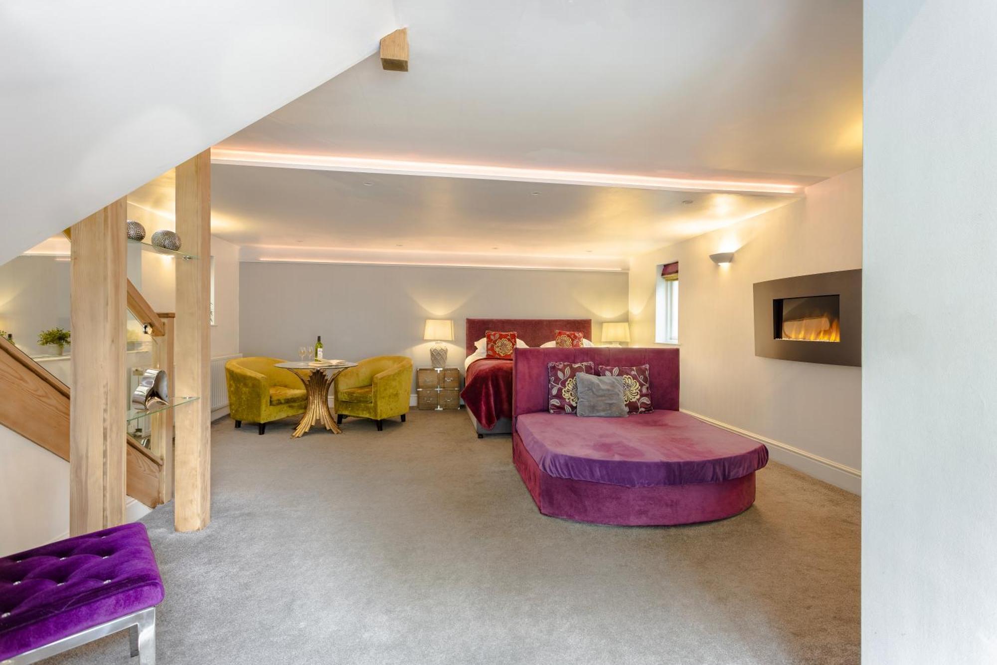 Aphrodites Group - Luxury Hot Tub Suites In Central Lake District! โบว์เนส ออน วินเดอเมียร์ ภายนอก รูปภาพ